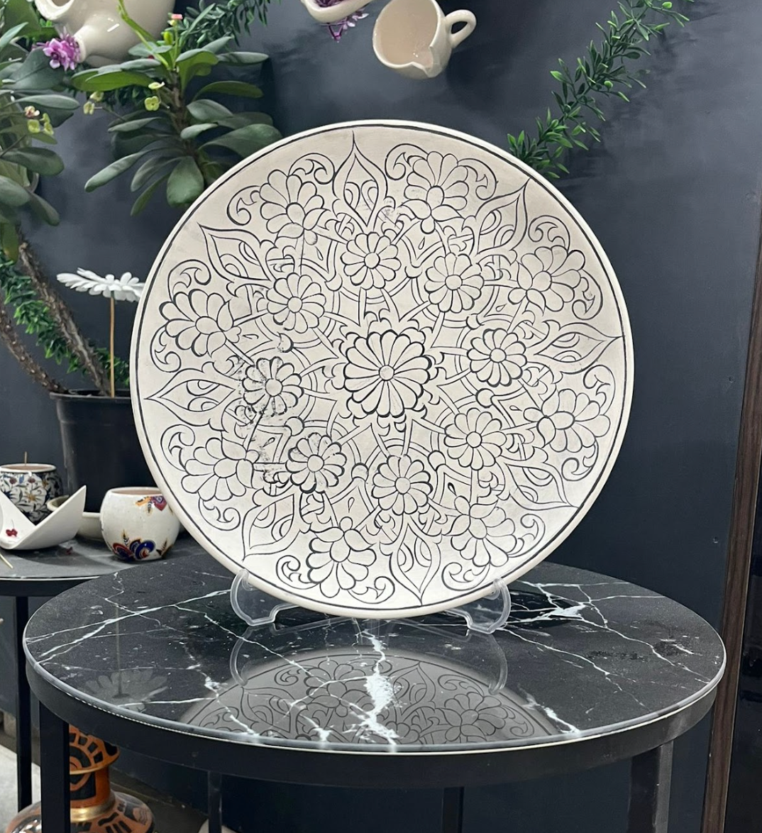 BQ004-002-902 Daisy Plate (30 cm)